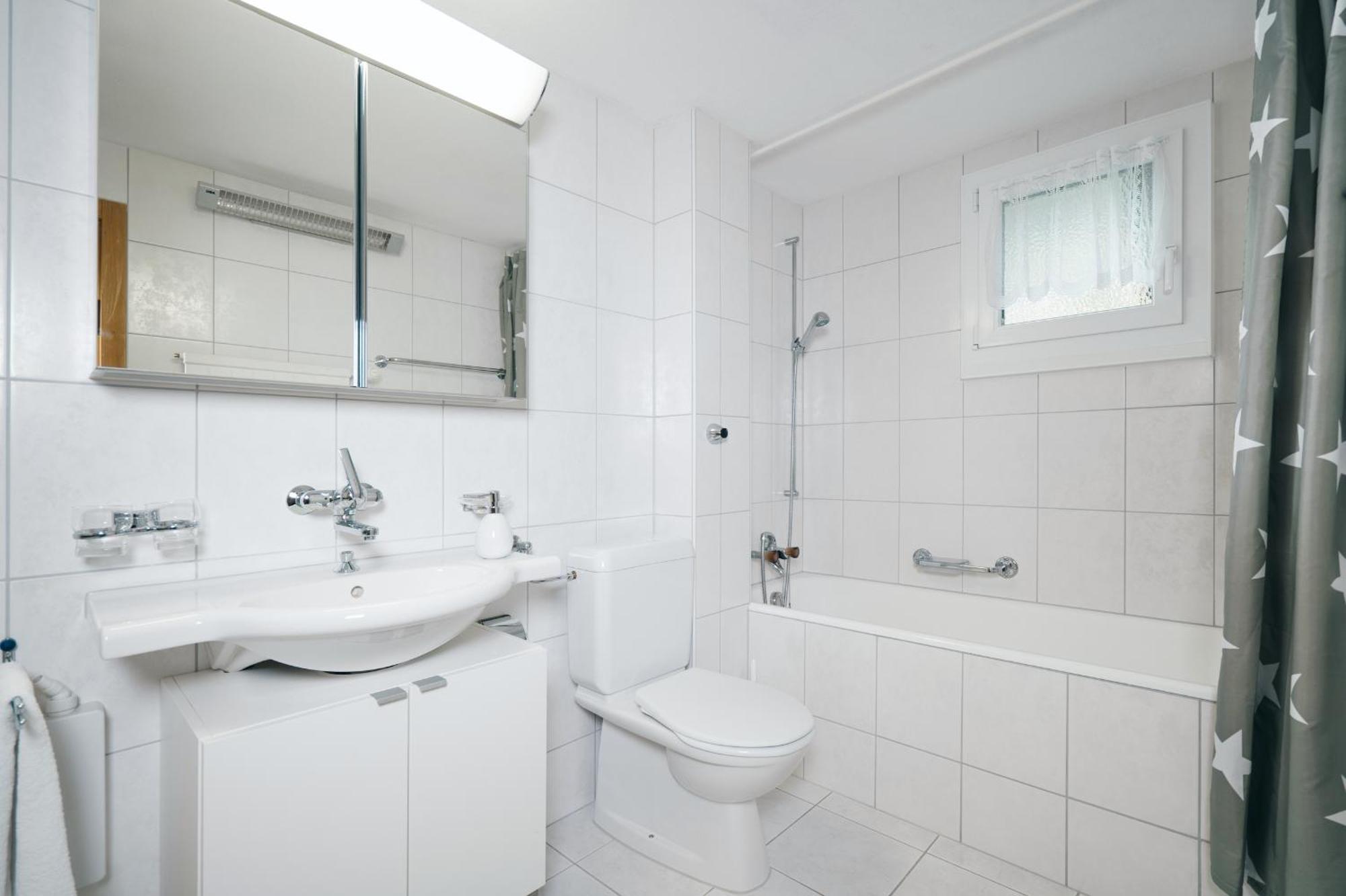 Apartment Im Chalet Biodola 암덴 외부 사진